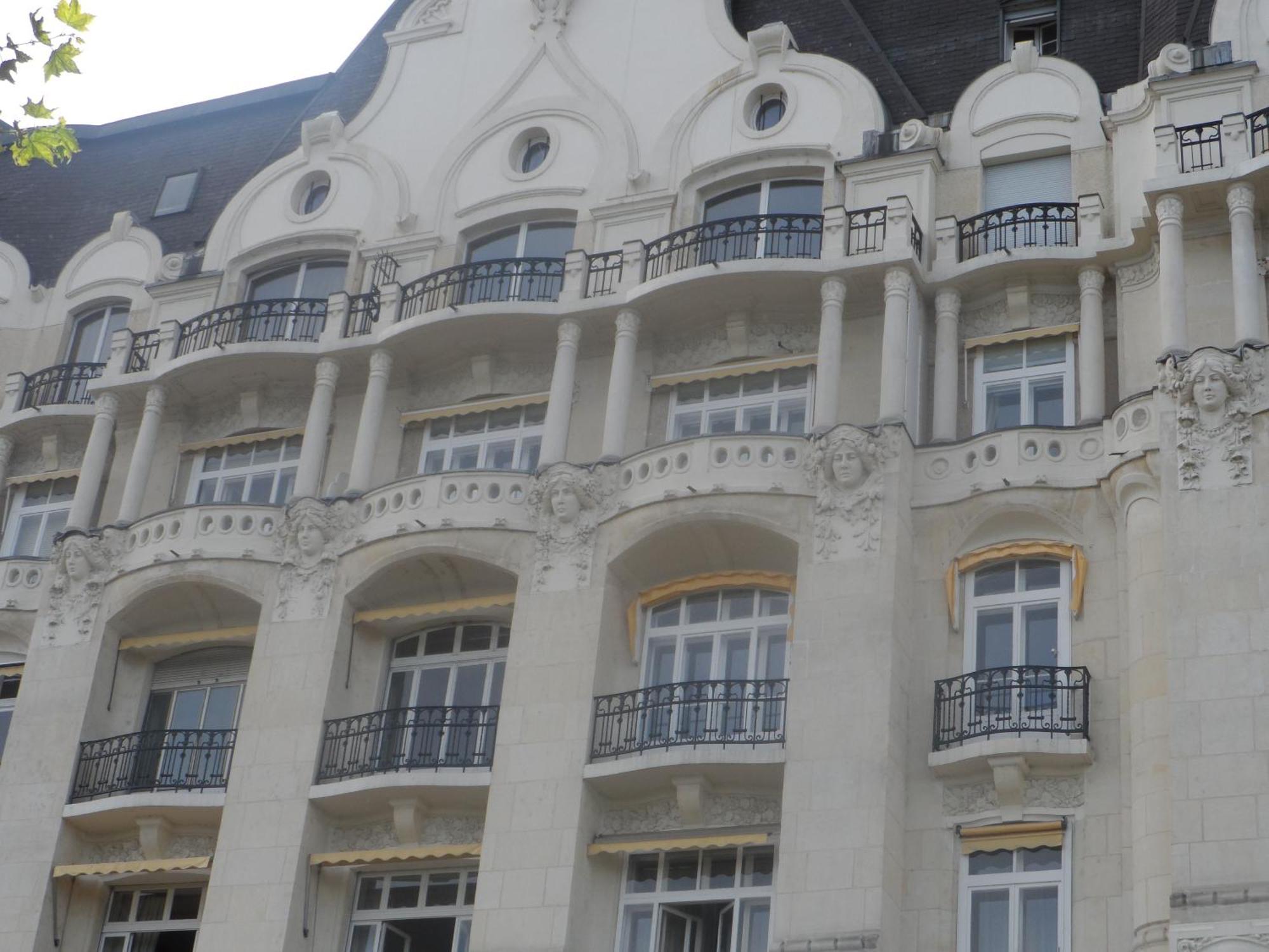 Cheap Booking Rooms L'Hospitalet de Llobregat Buitenkant foto